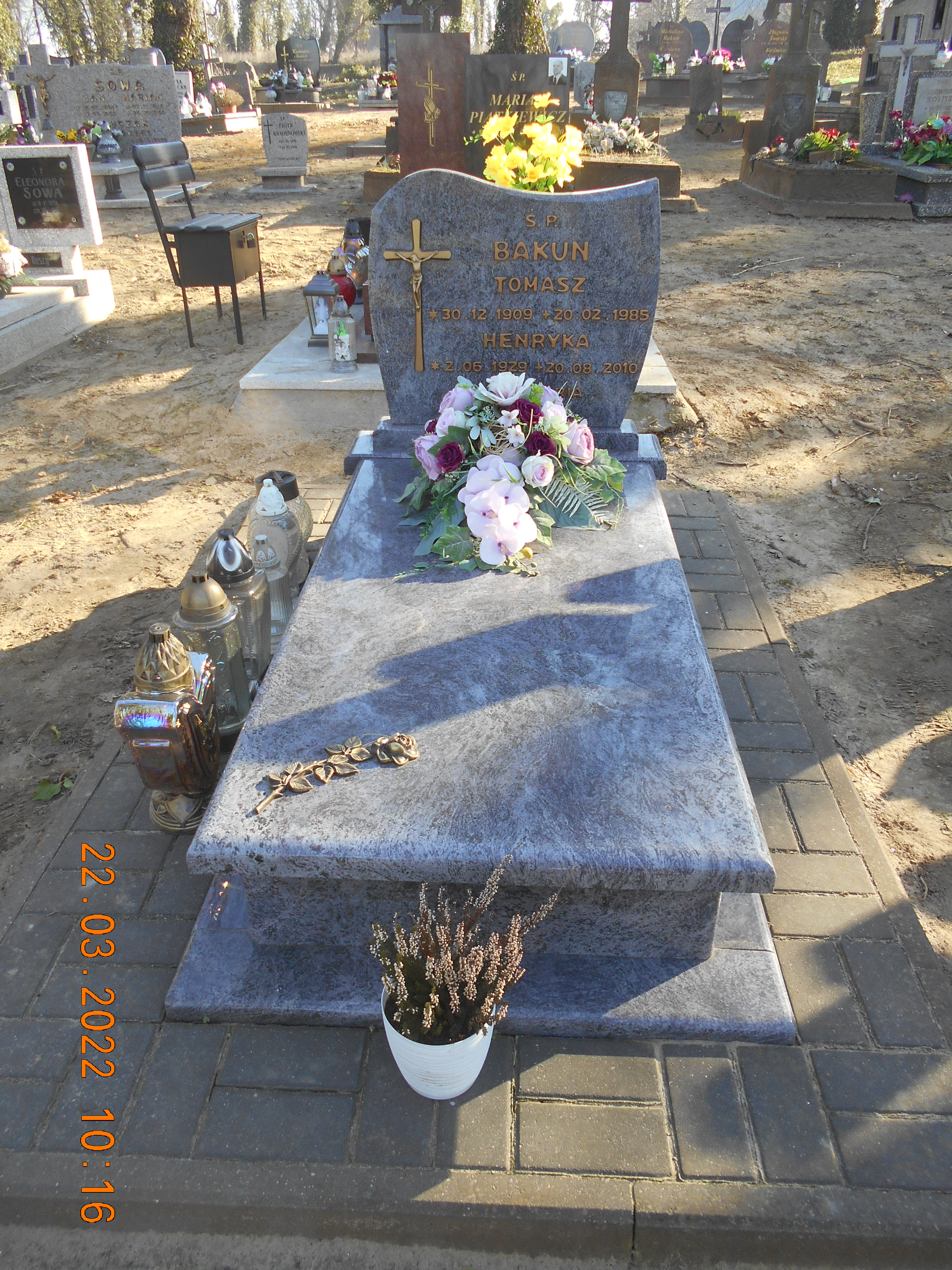 Grób Tomasz Bakun
