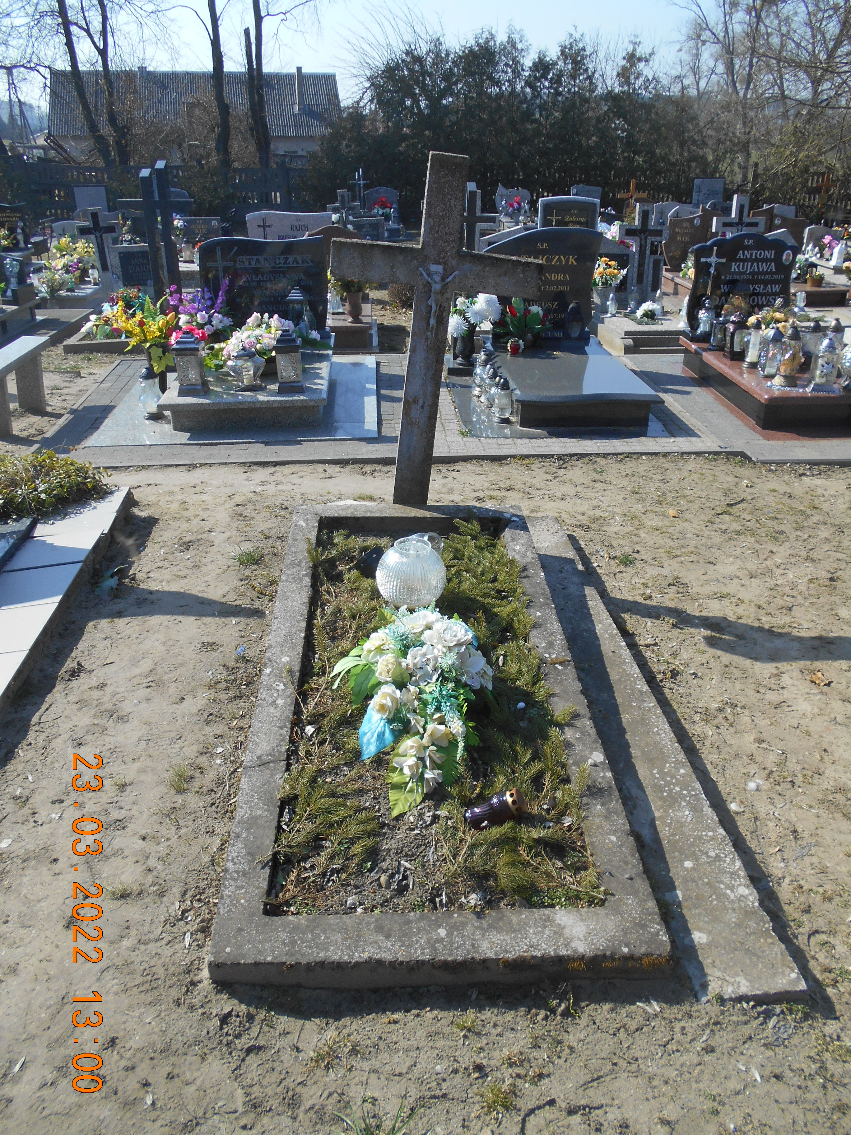 Grób Andrzej Kujawa