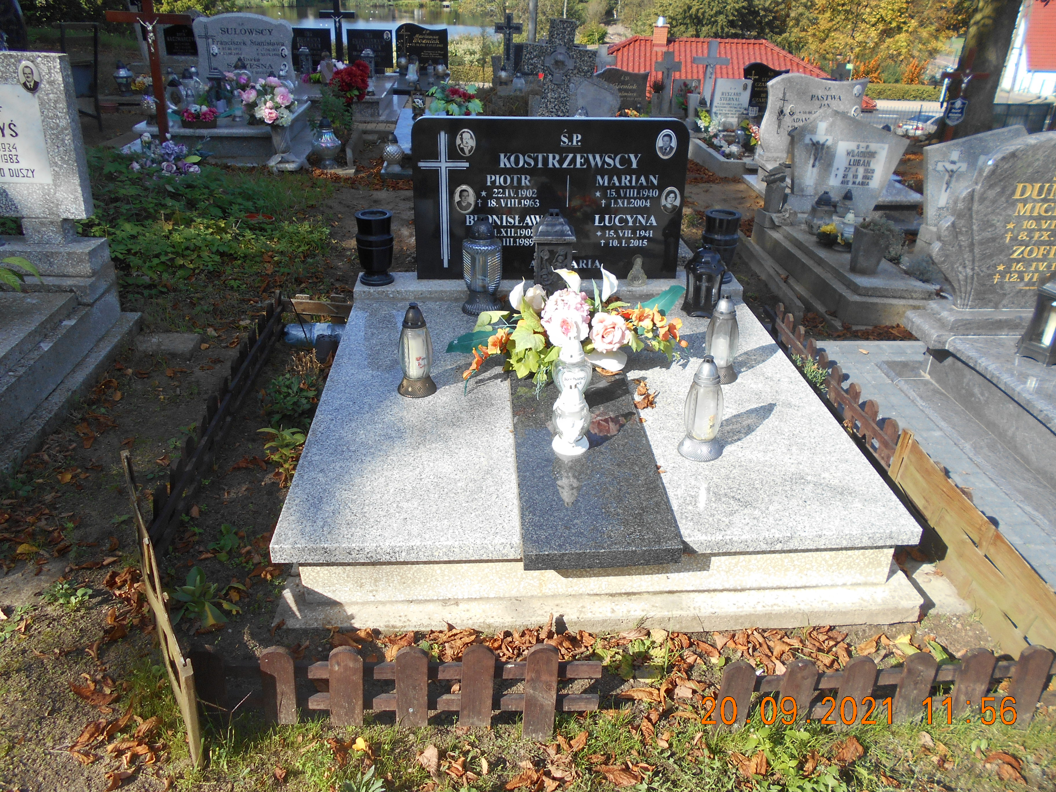Grób Bronisława Kostrzewska
