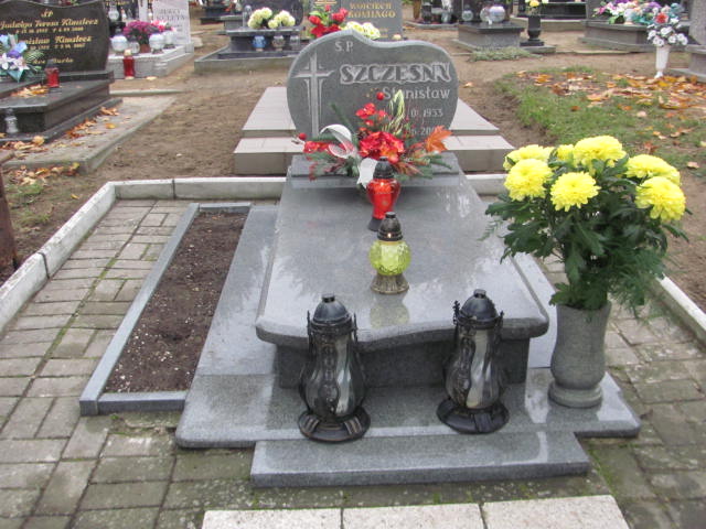 Grób Zdzisław Szczęsny
