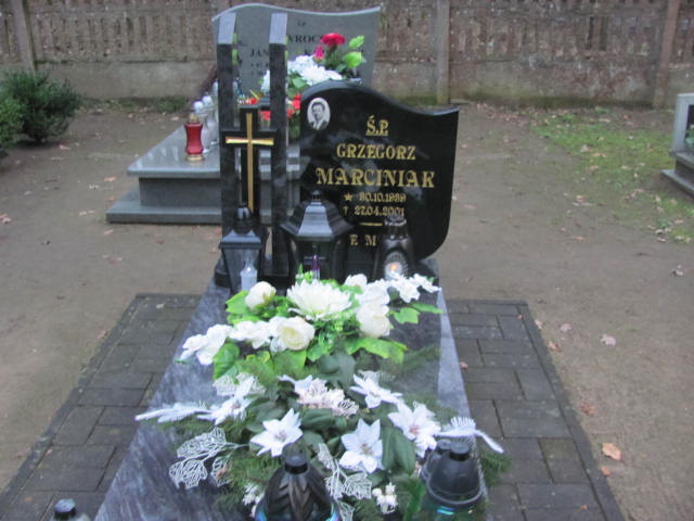 Grób Maria Marciniak